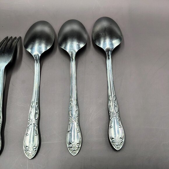 Oneida Oneidacraft 10 Piece Venus Stainless Steel Flatware Glossy Floral - Picture 3 of 11
